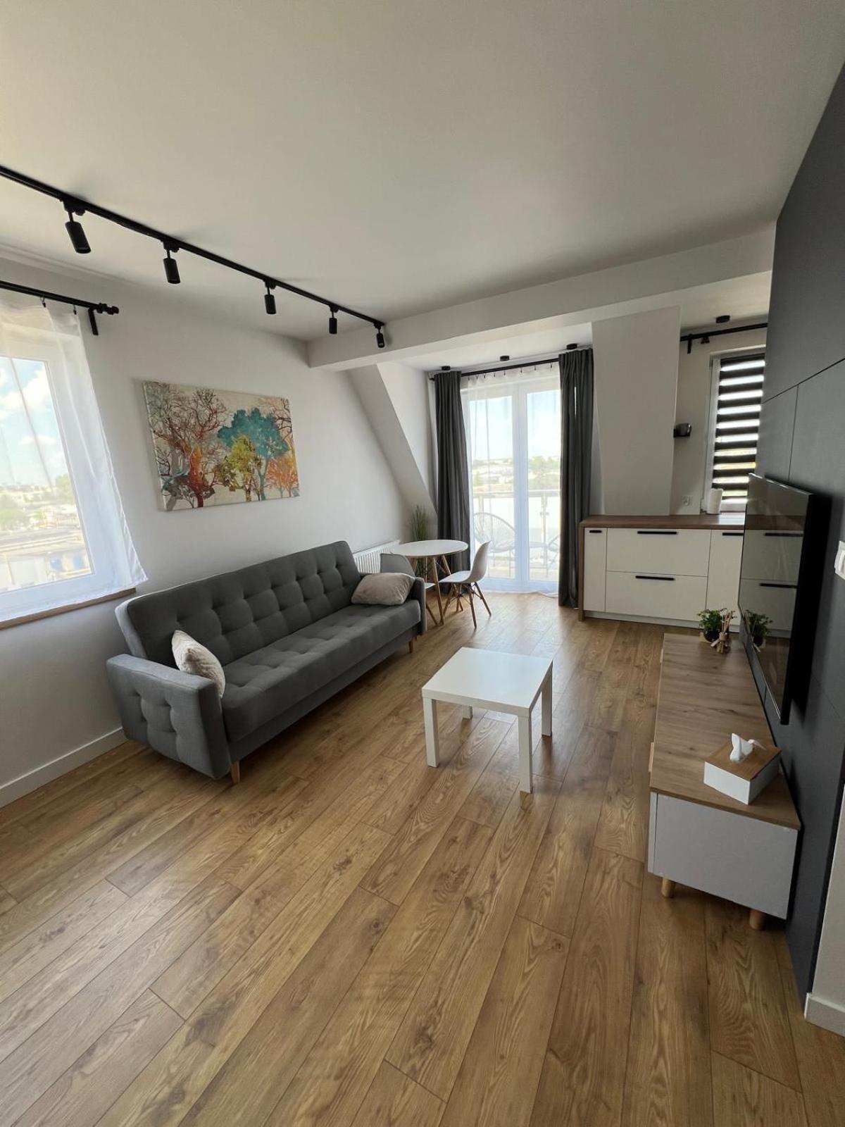 Kawalerka Z Widokiem Na Apartament *